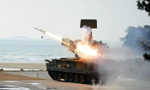 Mục kích Quân đội Hàn Quốc bắn tên lửa Pegasus