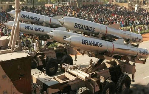 Không phải Việt Nam, quốc gia Đông Nam Á nào sẽ có tên lửa BrahMos đầu tiên?