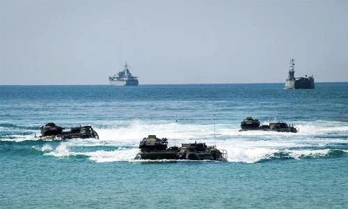 Hoành tráng đổ bộ đánh đảo trong tập trận Hổ mang Vàng