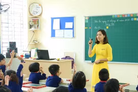 Điều kiện nâng lương trước thời hạn cho viên chức