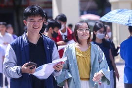 Điểm chuẩn kịch trần 30/30, bất cập từ cơ chế cộng điểm?