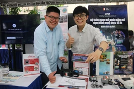 "Xuyên không" vào bài giảng nhờ công nghệ AR