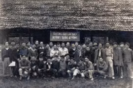 Sống lại ký ức hào hùng ở Trường báo Huỳnh Thúc Kháng 