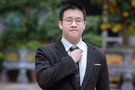 Nam sinh lớp 10 giải Nhất Toán quốc gia, mẹ đôi khi phải “phanh” con lại