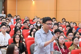 Hành trình lội ngược dòng của thủ khoa Bác sĩ nội trú