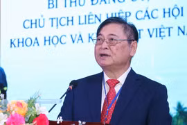 Chủ tịch Phan Xuân Dũng: Vĩnh Long cần phát huy trí tuệ trí thức trẻ