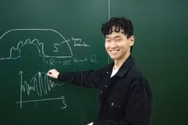 TS Baek Jin-eon - 'kẻ mộng mơ' giải mã bài toán ghế sofa thách thức 60 năm