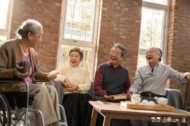 Sau tuổi 50, nhất định tránh 4 điều khiến anh em rạn nứt