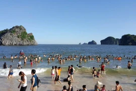 Nhấp link đặt phòng, đi tong kỳ nghỉ