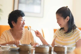 Ba điều không nên nhắc lại khi con đã trưởng thành