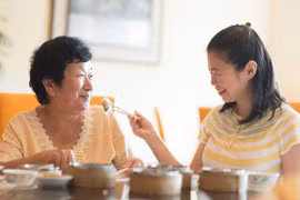 Ba điều không nên nhắc lại khi con đã trưởng thành