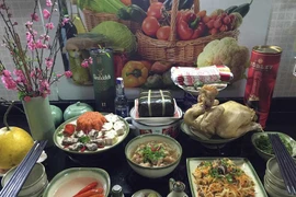 Tết ông Công ông Táo sắm mâm cúng thế nào, đặt bàn thờ ở đâu cho đúng?