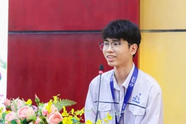 Từ sở thích “lạ” tới Huy chương vàng Vật lý châu Á APhO