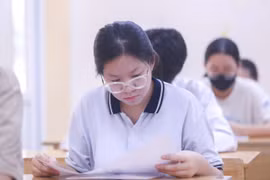 Đề Văn 2025 - cú 'bẻ ghi' khép lại thời dạy tủ, học vẹt