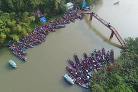 Lễ hội Chùa Hương 2026 đón lượng khách kỷ lục đầu năm mới