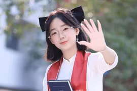 Nữ sinh duy nhất của Việt Nam tại IMO 2025 nhận Giải Lê Văn Thiêm