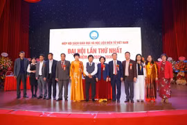 Dấu mốc hình thành tổ chức chuyên ngành về sách giáo dục và học liệu điện tử