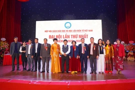 Dấu mốc hình thành tổ chức chuyên ngành về sách giáo dục và học liệu điện tử