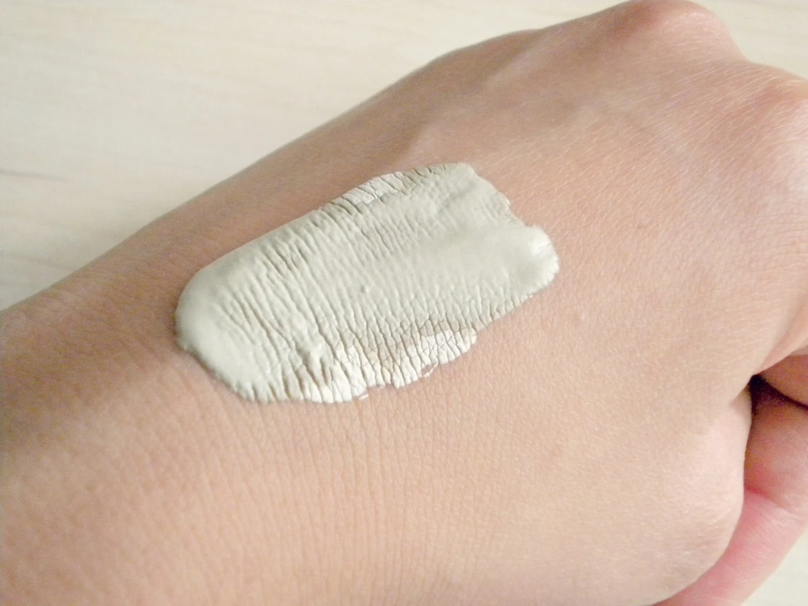 Trị mụn bằng 6 loại mặt nạ đất sét được tín nhiệm nhất