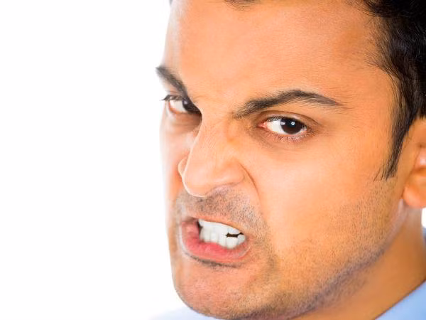 8 nguyên nhân cơ thể mất nước trầm trọng bạn ít ngờ đến