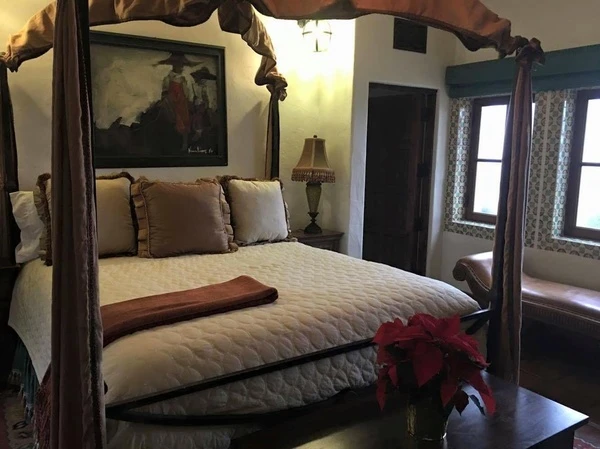 Đột nhập “tòa lâu đài” triệu đô của bạn trai tin đồn Ngọc Trinh