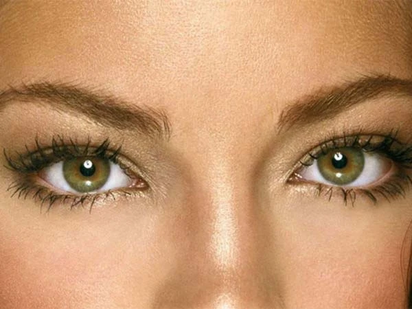 7 sai lầm khi kẻ lông mày bạn thành thảm họa