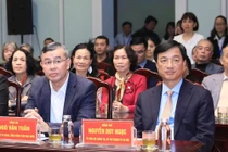 Cử tri giới thiệu ông Nguyễn Duy Ngọc và ông Ngô Văn Tuấn ứng cử ĐBQH