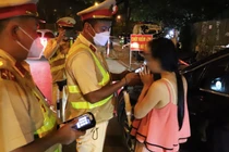 CSGT xử lý 23 phụ nữ điều khiển xe máy vi phạm nồng độ cồn