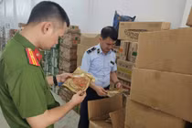 Thu giữ 600 bánh Trung thu nhập lậu ở cơ sở kinh doanh Bảo Châu