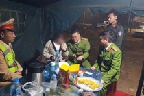 CSGT Phú Thọ kịp thời ngăn chặn người phụ nữ có ý định tự tử