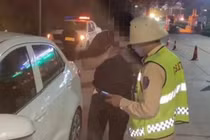 Vi phạm nồng độ cồn, tài xế xe chở khách bị phạt 19 triệu 