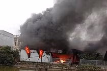 Cháy lớn tại nhà tình thương ở Bắc Ninh