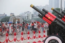 Hà Nội rộn ràng trước giờ tổng hợp luyện diễu binh, diễu hành lần 2