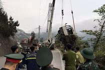 Sức khỏe các nạn nhân vụ xe 29 chỗ lao xuống vực Tam Đảo