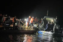 Lào Cai chỉ đạo làm rõ vụ chìm tàu trên hồ Thác Bà khiến 6 người mất tích