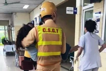CSGT Hà Nội kịp thời cứu giúp người phụ nữ sốc phản vệ