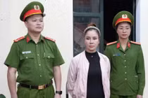 Bắt Hiệu trưởng và kế toán một trường Mầm non ở Lào Cai