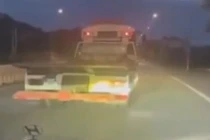 Xử phạt tài xế xe cứu hộ cố tình cản trở xe phía sau tại Bắc Ninh