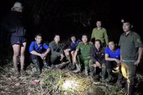 Tìm thấy du khách nước ngoài bị lạc trong rừng ở Lào Cai