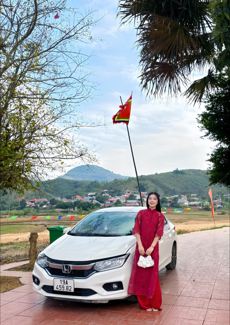 Cô nàng không chỉ là niềm hy vọng chuyên môn của bóng chuyền nữ Việt Nam mà còn là đại diện cho thế hệ vận động viên trẻ năng động, tài năng và đầy cuốn hút. kieuvy-10.jpg
