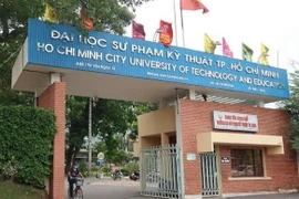 Gói thầu 13,1 tỷ tại ĐH SPKT TP HCM: Nhà thầu quen mặt đối đầu "tân binh"?