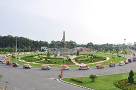 Gói đèn trang trí nghệ thuật tại Trà Vinh loại nhà thầu có giá dự thầu thấp nhất