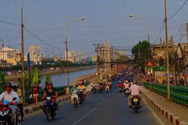 Đấu thầu Phường Phú Định: Gói thầu hạ tầng hơn 5,3 tỷ tiết kiệm hơn 5 triệu đồng