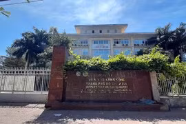 Gói thầu gần 7 tỷ ở Viện Y tế công cộng TP HCM: Một nhà thầu tham dự