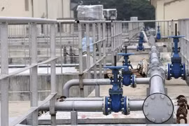 Gói thầu thiết bị tại Cầu Kè: Xuất hiện nhà thầu "giảm giá sốc" gần 2,4 tỷ đồng