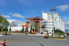 Lâm Đồng: Gói thầu 13 tỷ ở Di Linh, nhà thầu giảm giá 13,39% có chiếm ưu thế?