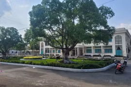 Gói thầu hơn 3 tỷ đồng tại Long Mỹ 1: Nhà thầu quen "lỡ hẹn", lộ diện 