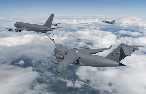 Máy bay tiếp dầu KC-46A gặp sự cố, Không quân Mỹ gặp khó khi tác chiến tầm xa 