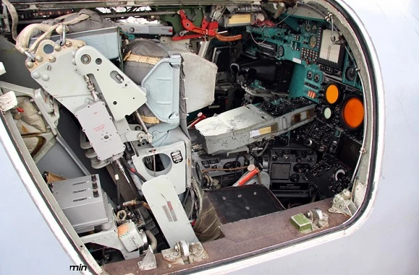 Chi tiết quái dị trong buồng lái siêu oanh tạc cơ Tu-22M3 của Nga