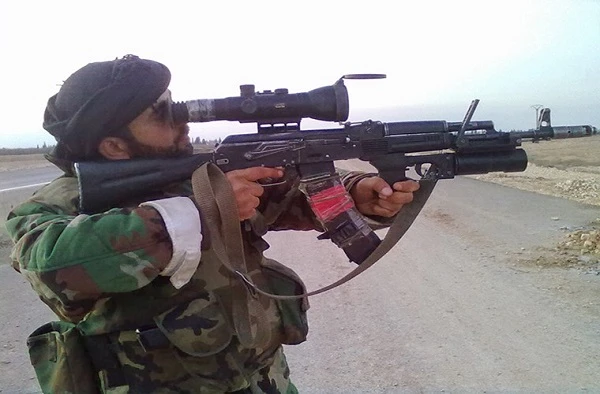 Phiến quân IS "nghiện" nhất loại súng trường bộ binh nào?